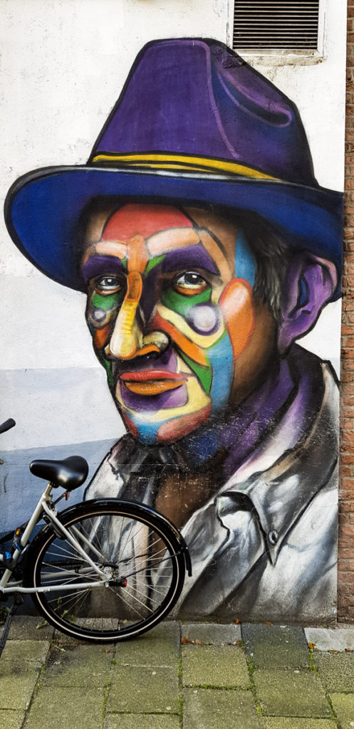Street art at Witte de Withstraat in Rotterdam, the Netherlands