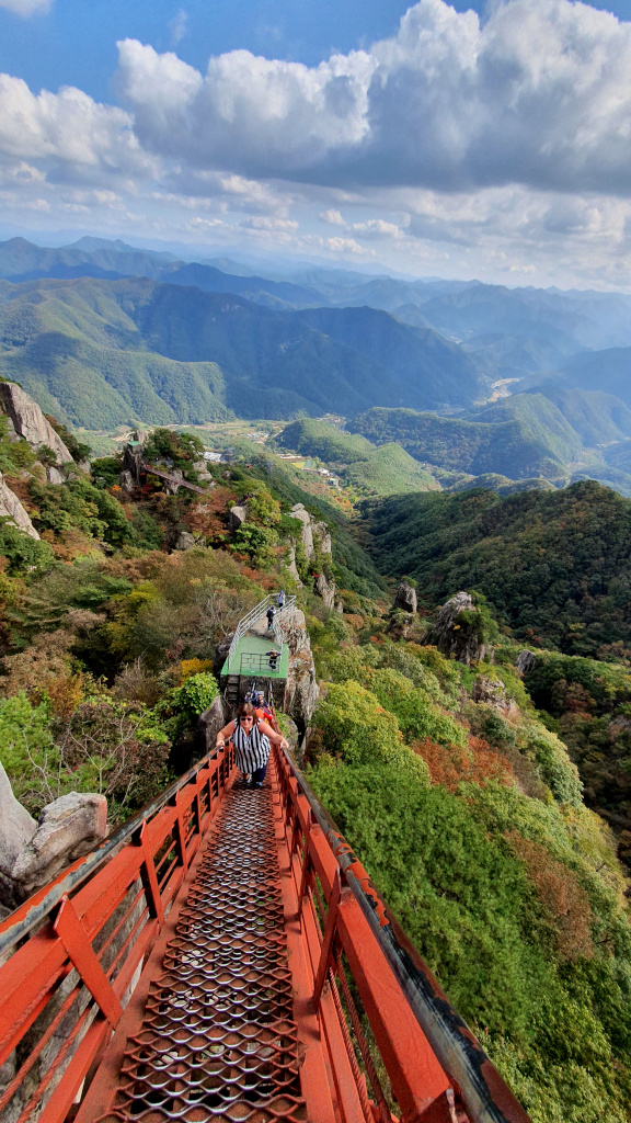 Suspension staircase in Daedunsan National Park in South Korea
